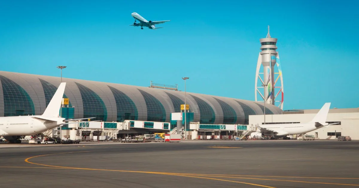 Dubai International Airport DXB Airport Runway Closure Icarus jet